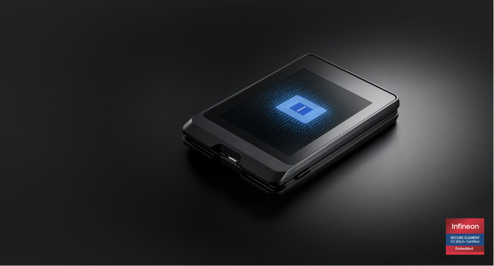 SecuX W10 Crypto Hardware Wallet Secure USB Bitcoin Ethereum BTC ETH