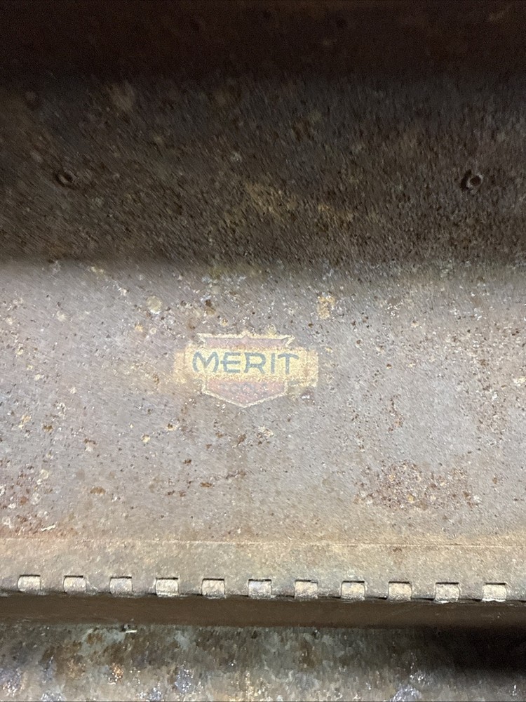Vintage Merit Tools Hip Roof Tool Box