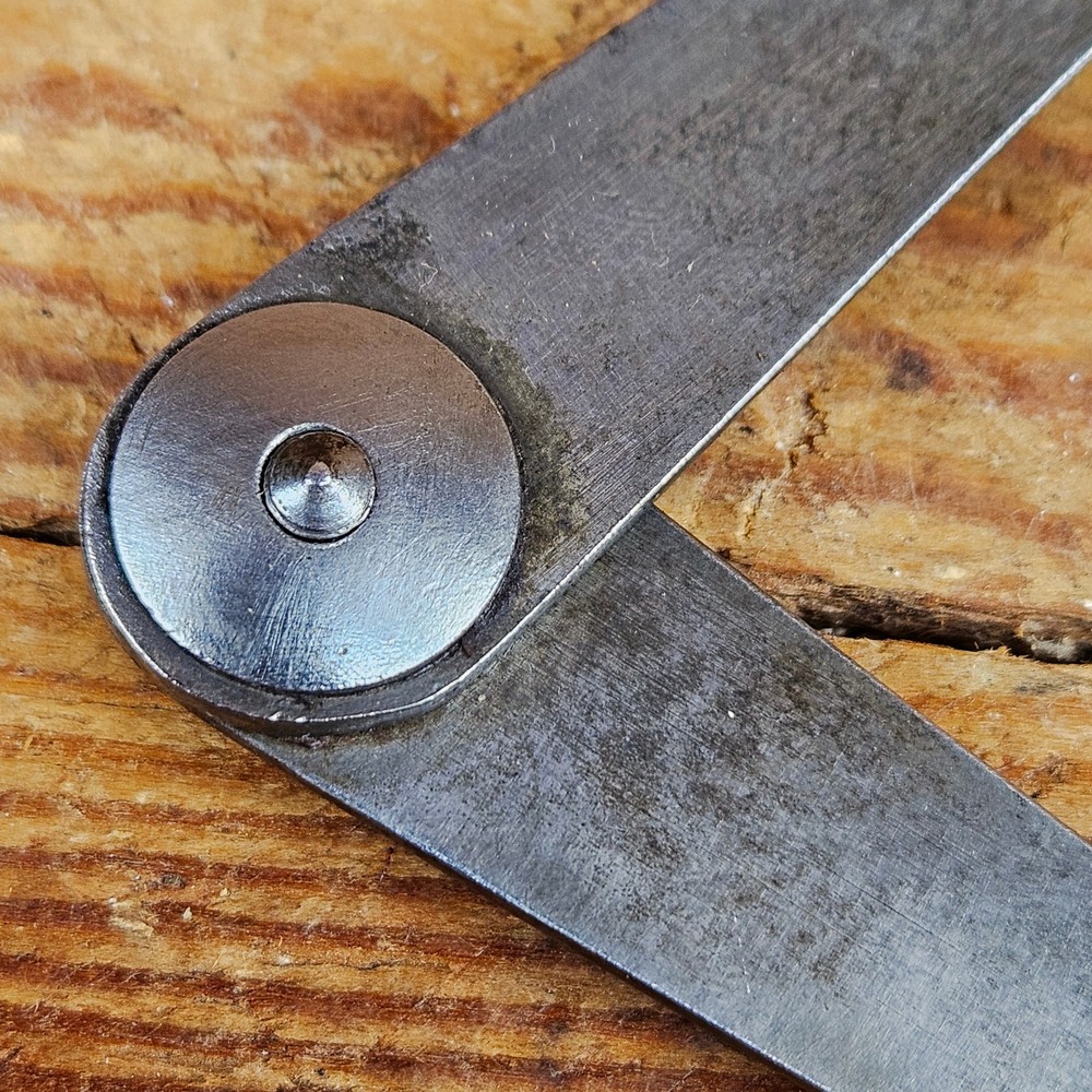 Vintage 5" Moore and Wright Outside Calipers