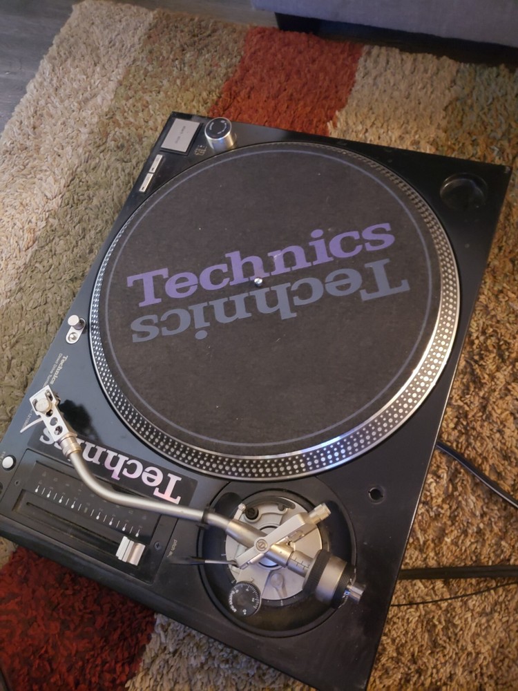 Technics SL-1210 M5G