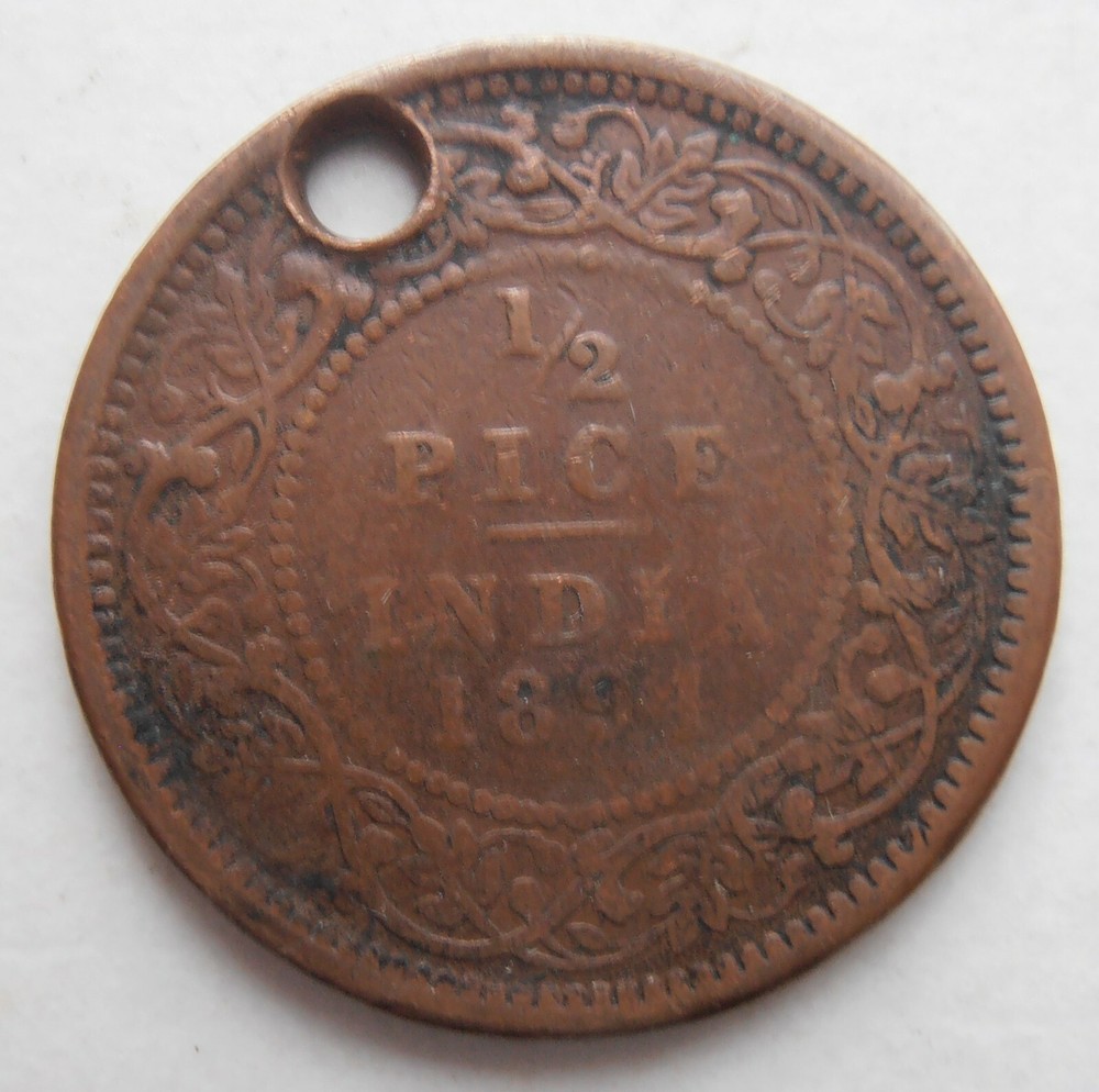 INDIA 1/2 PICE 1894 HOLED