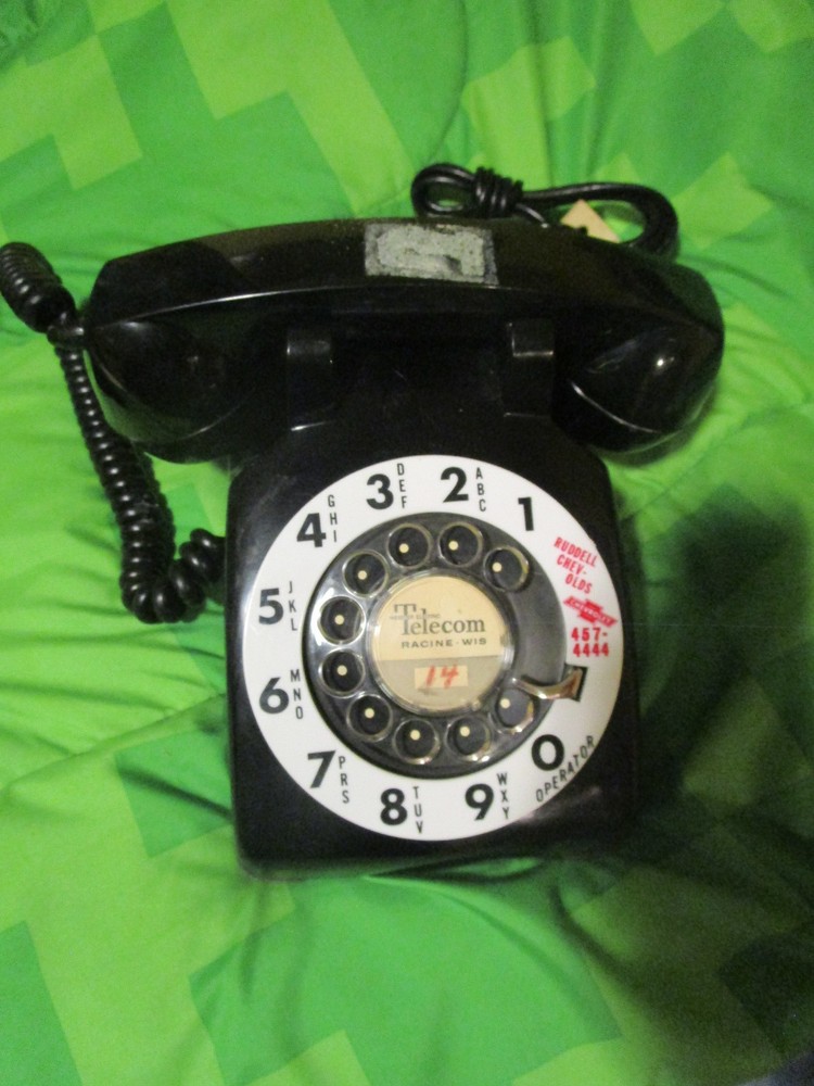 Black Rotary Telephone (E)
