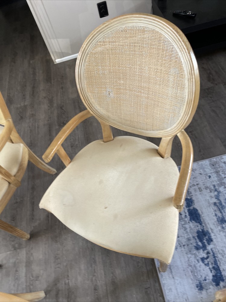 ** LOCAL PICK UP ONLY**JAY SPECTRE Chair Lot