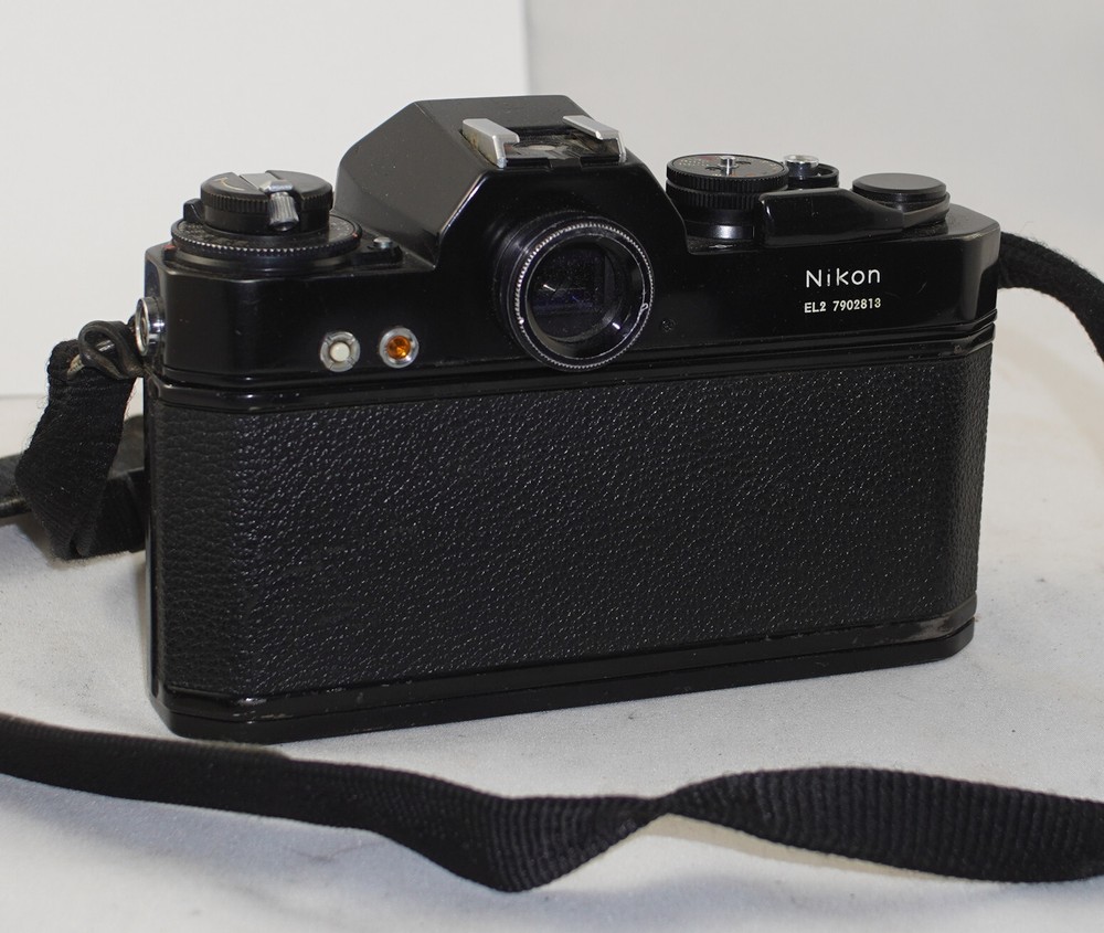 Nikon EL2 Black 35mm SLR Camera