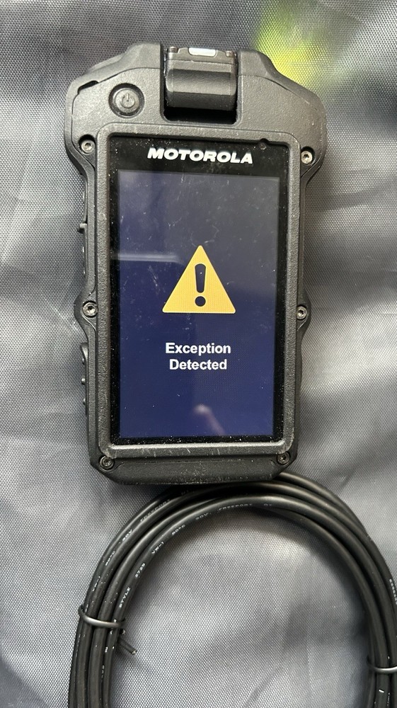 Motorola Si500 Body-Worn Camera | Powers On