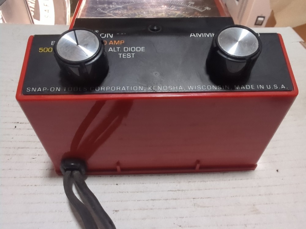 Vintage Snap-On Inductive Volt-Amp Meter MT 952, UNTESTED