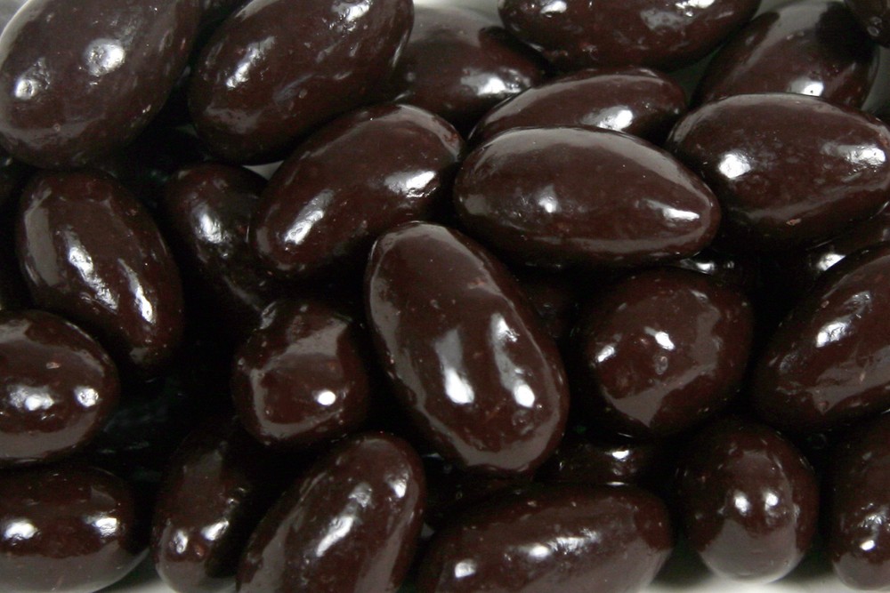 DARK CHOCOLATE ALMONDS, 5LBS