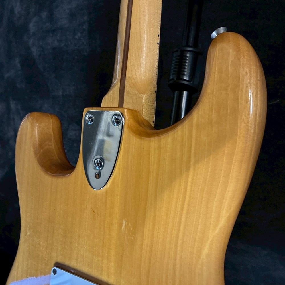 FERNANDES BURNY CUSTOM ST Natural 3.75