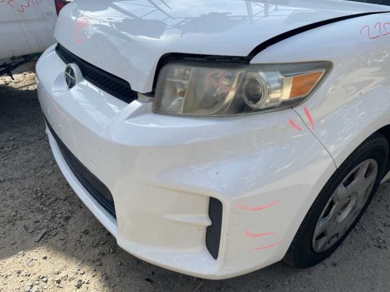 2011 SCION XB JACK WITH TOOL KIT