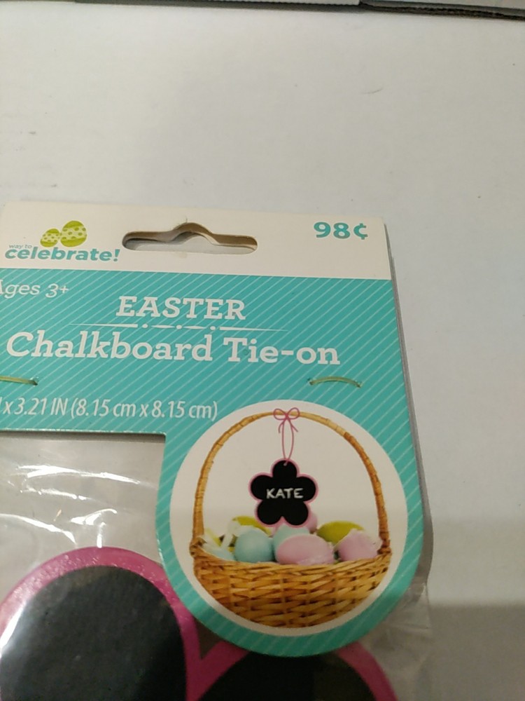 Easter Chalkboard Tie-on