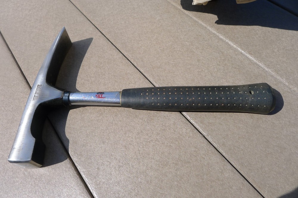 TRUE TEMPER STONE HAMMER, A12B