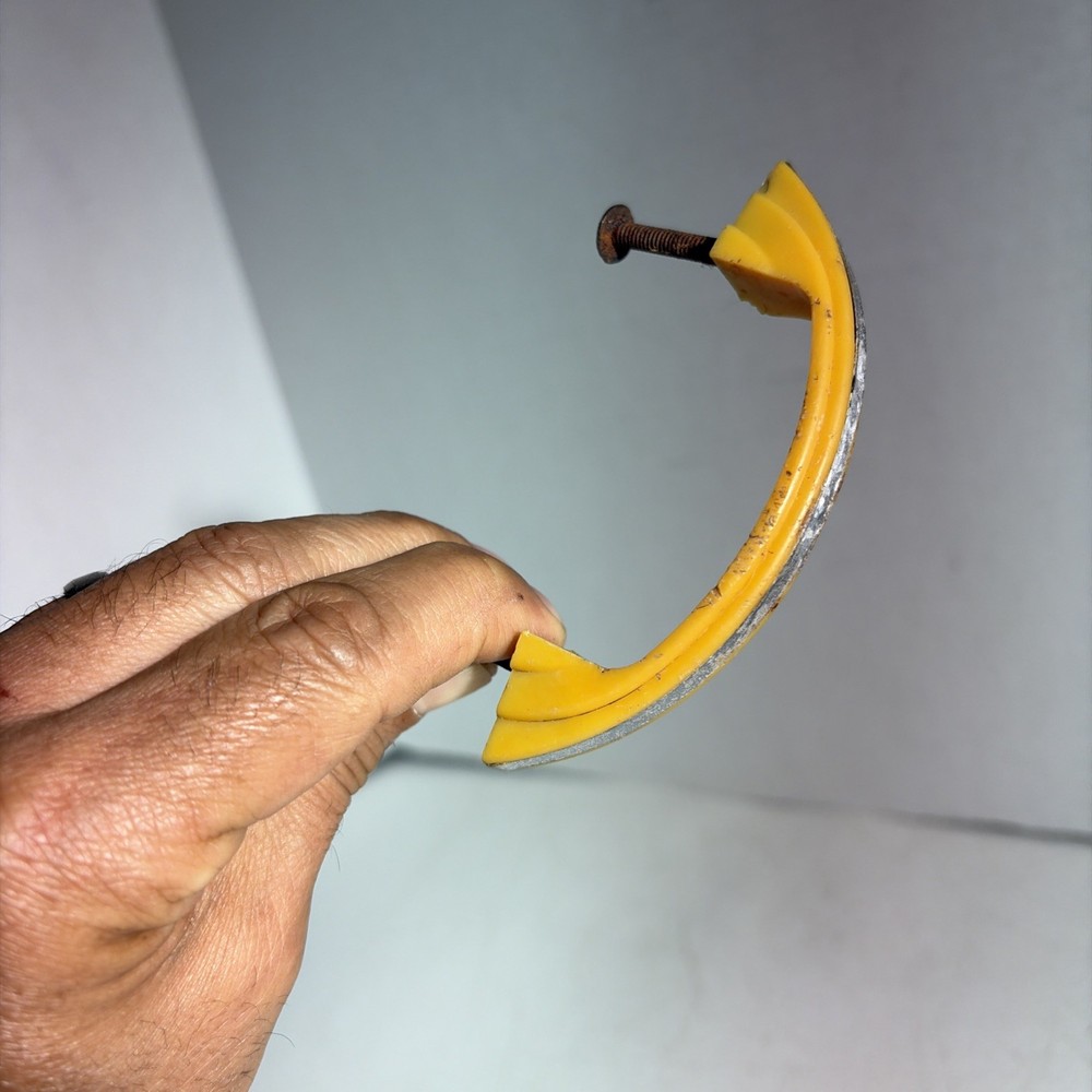Vintage Art Deco Single Yellow Bakelite Drawer Pull Handle