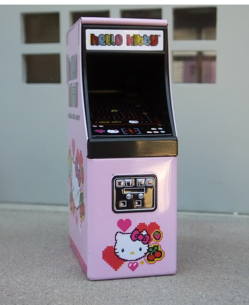 Hello Kitty Arcade Game Miniature 1/24 Scale G Scale Diorama Accessory Item