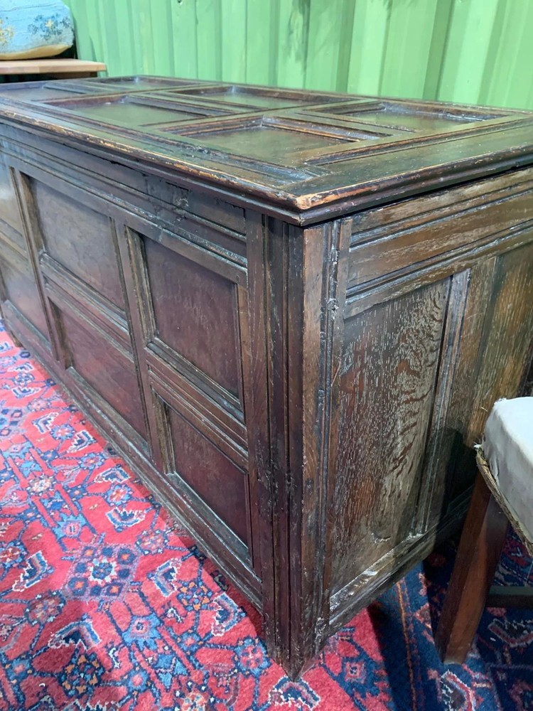 Antique oak coffer