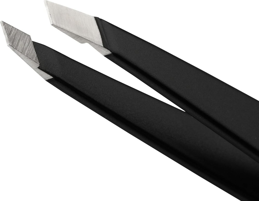 Slant Tweezer for Perfect Brows