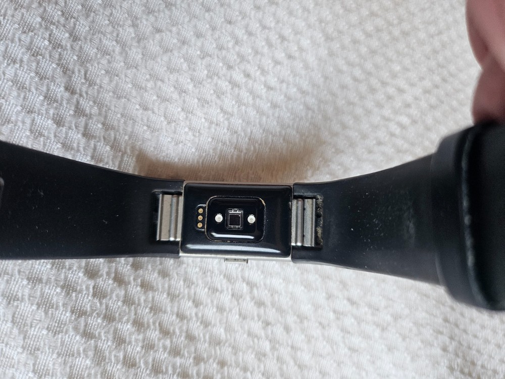 Fitbit Charge 2 READ DESCRIPTION
