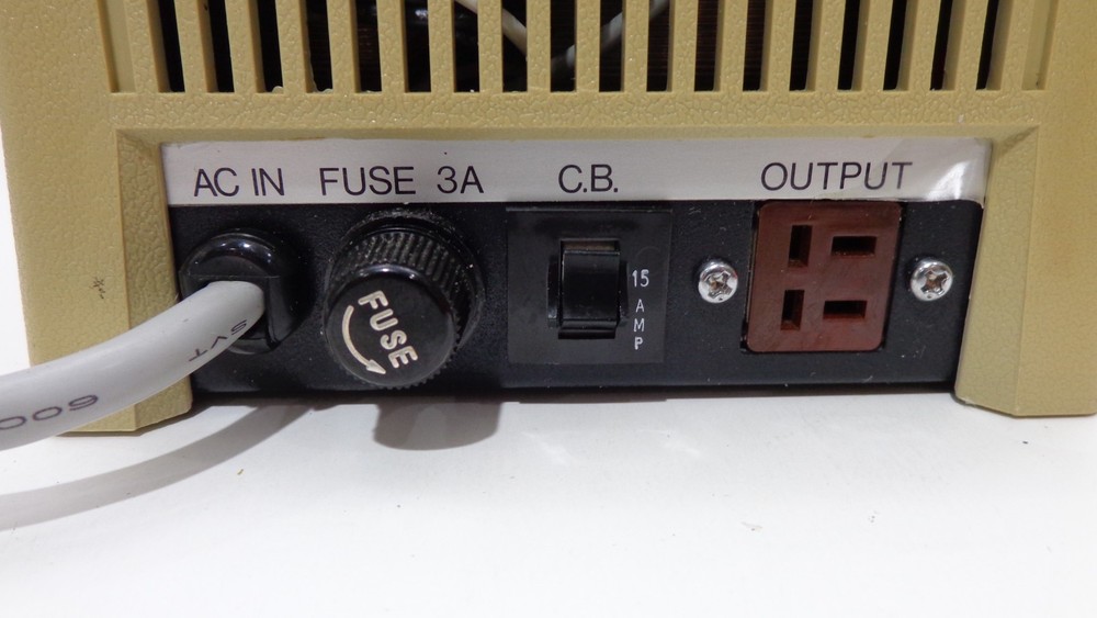 Nikon UN Transformer Variable Voltage Power Supply