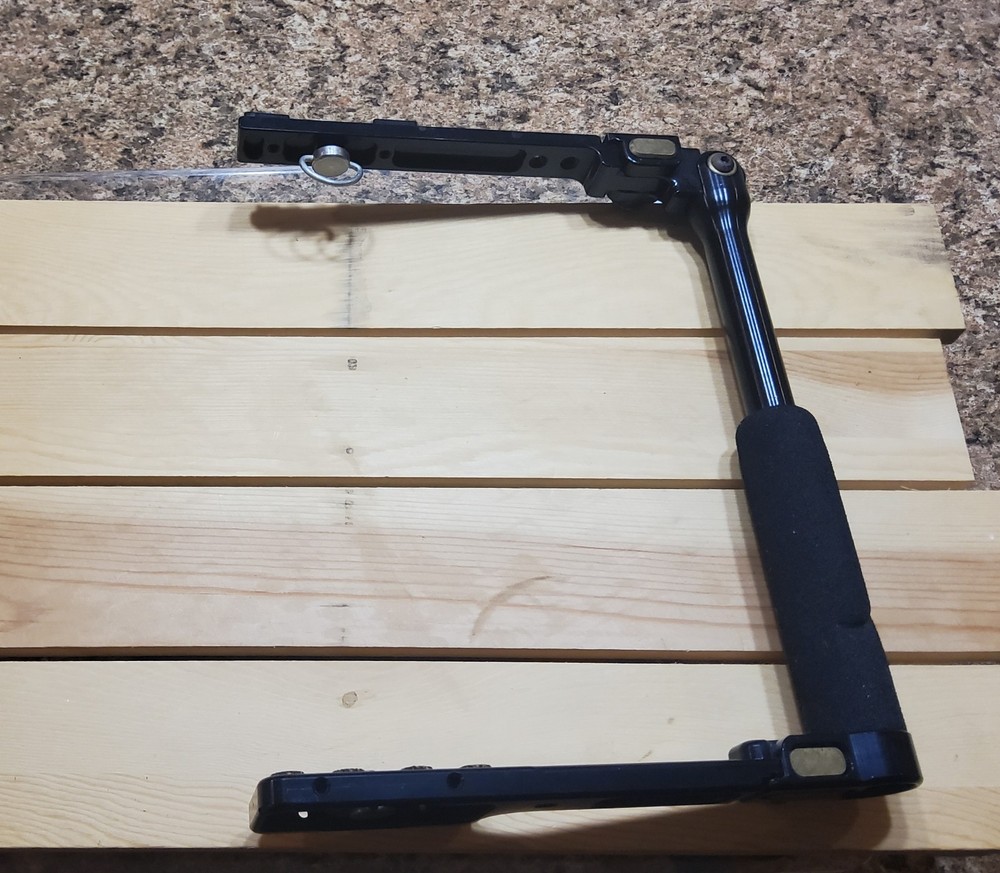 Custom Brackets CB Folding-T Camera Flash Bracket