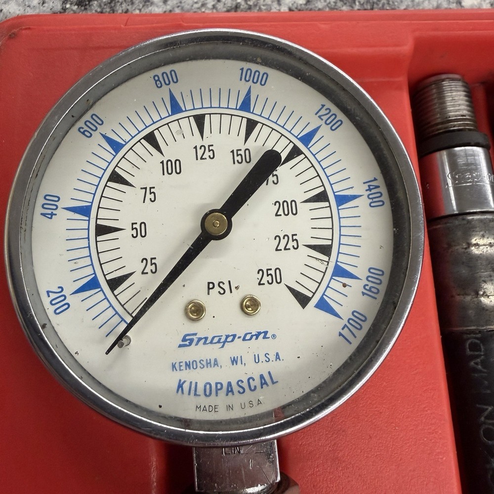 Snap-on MT307KB Compression Tester Kit