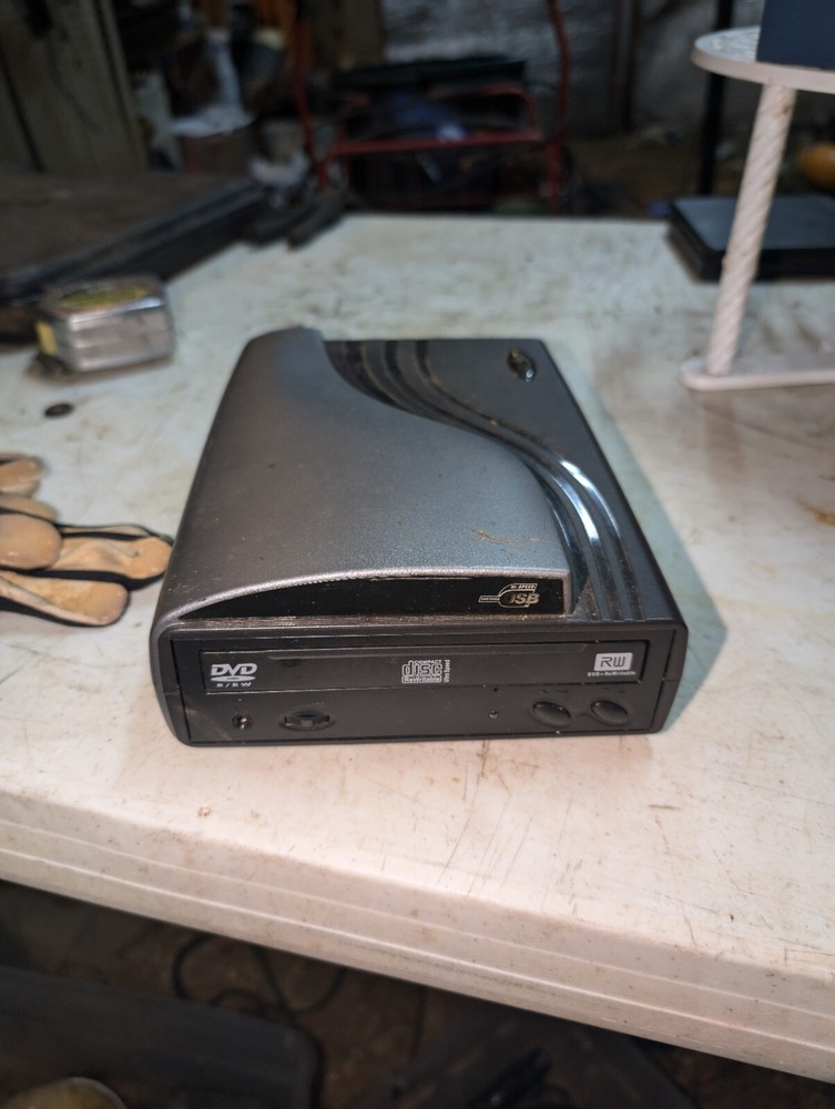 I/O Magic Data Station 7 in 1 Media Reader USB External Floppy Drive