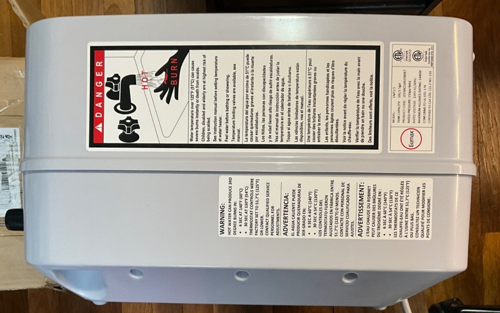 EeMax EMT2.5, MiniTank Electric Water Heater, 120V, 2.5-Gallon OPEN BOX