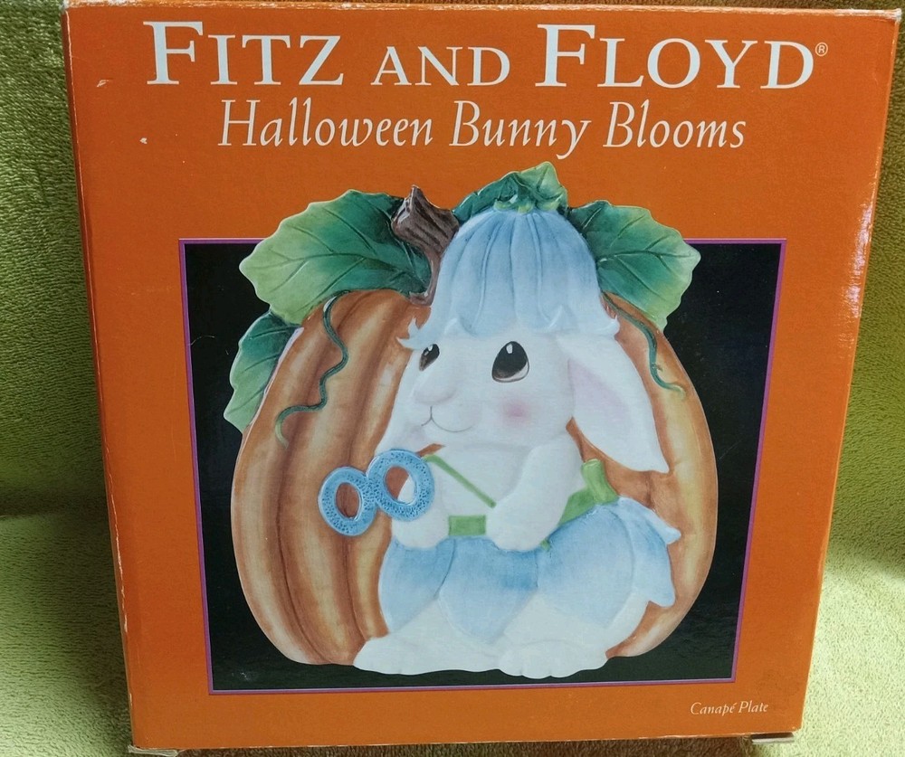 Fitz Ans Floyd Halloween Bunny Blooms Plate.