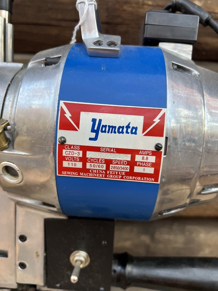Yamata CZD-3 Fabric Cutting Machine