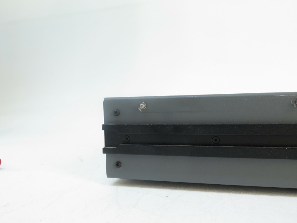 Codan 9701 Signal Source 70 MHz / 140 MHz -30dBm - 0dBm