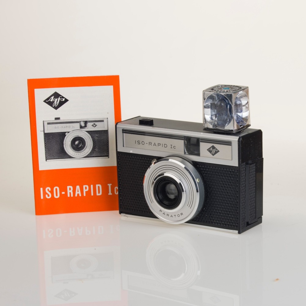 Vintage 35mm Camera Agfa-Gevaert Parator IOS -Rapid Ic with Cube Flash