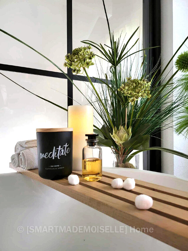 Bathtub wood caddy tray