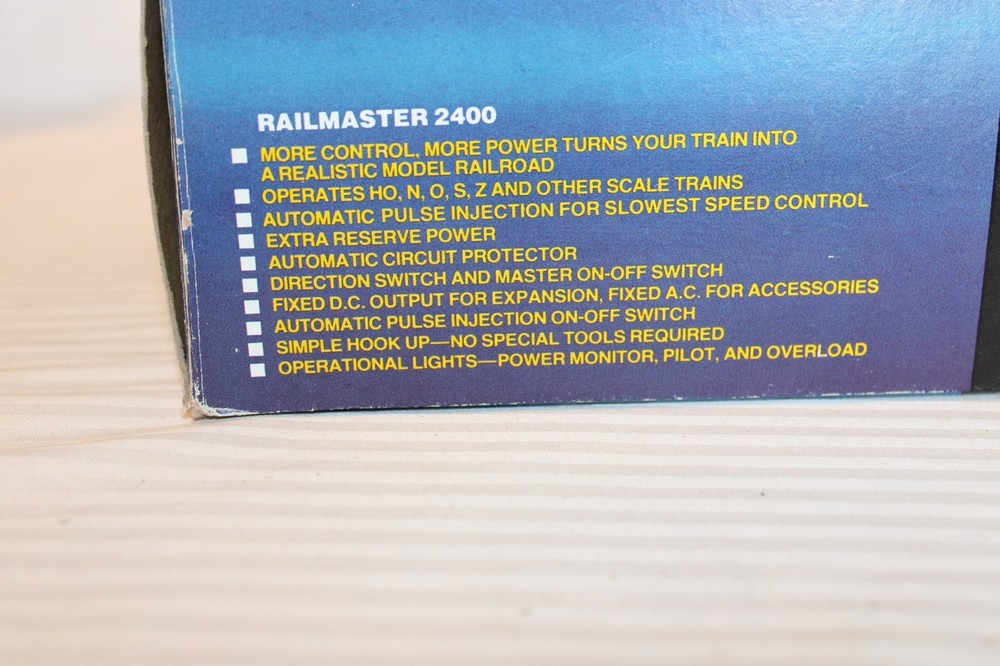HO Scale MRC Tech II Railmaster 2400 Hobby Transformer Power Pack