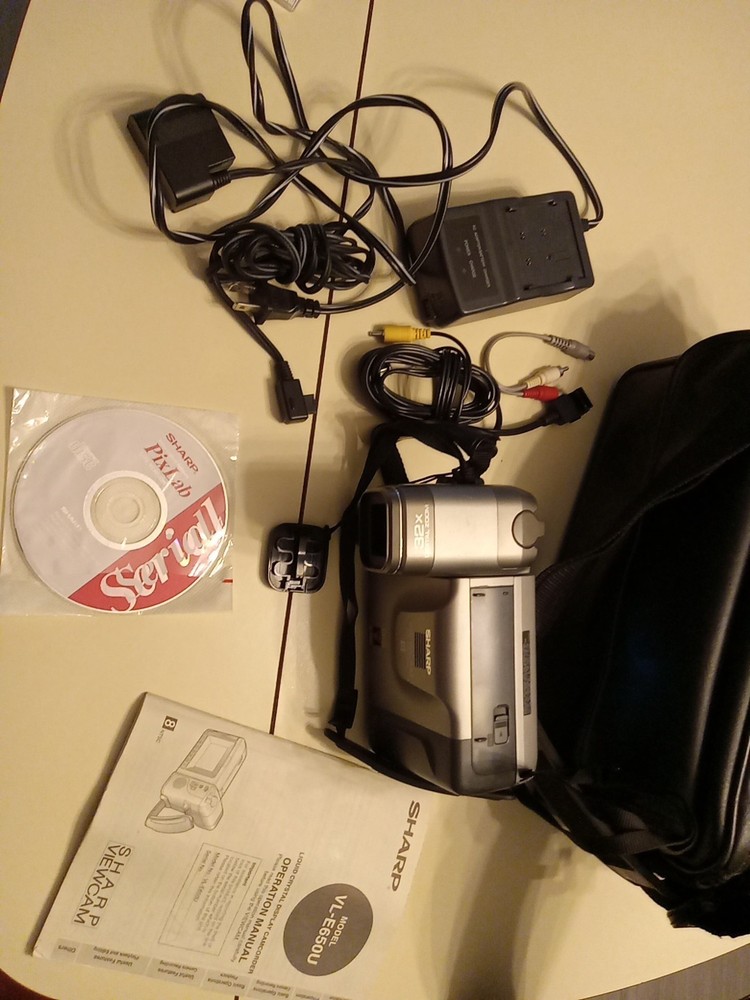 Sharp Viewcam VL-E650U 8mm VCR 32x Zoom Video Complete Set Working
