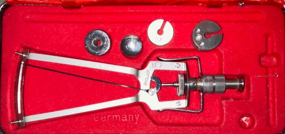 Winters Schioetz Tonometer