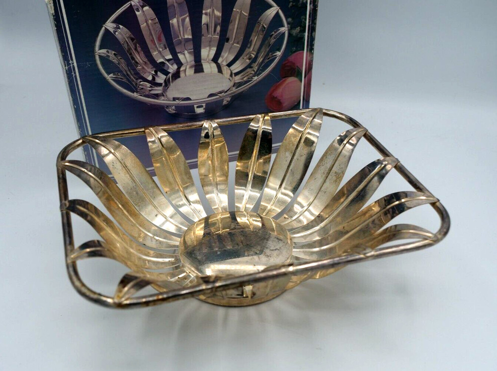 Davco Silver Plated 9" Silver Rectangle Thatched Basket Item