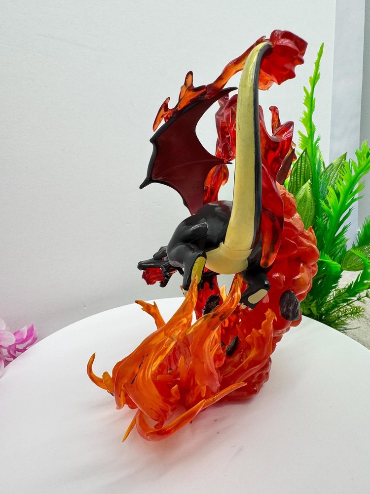 Shiny Charizard & Regular