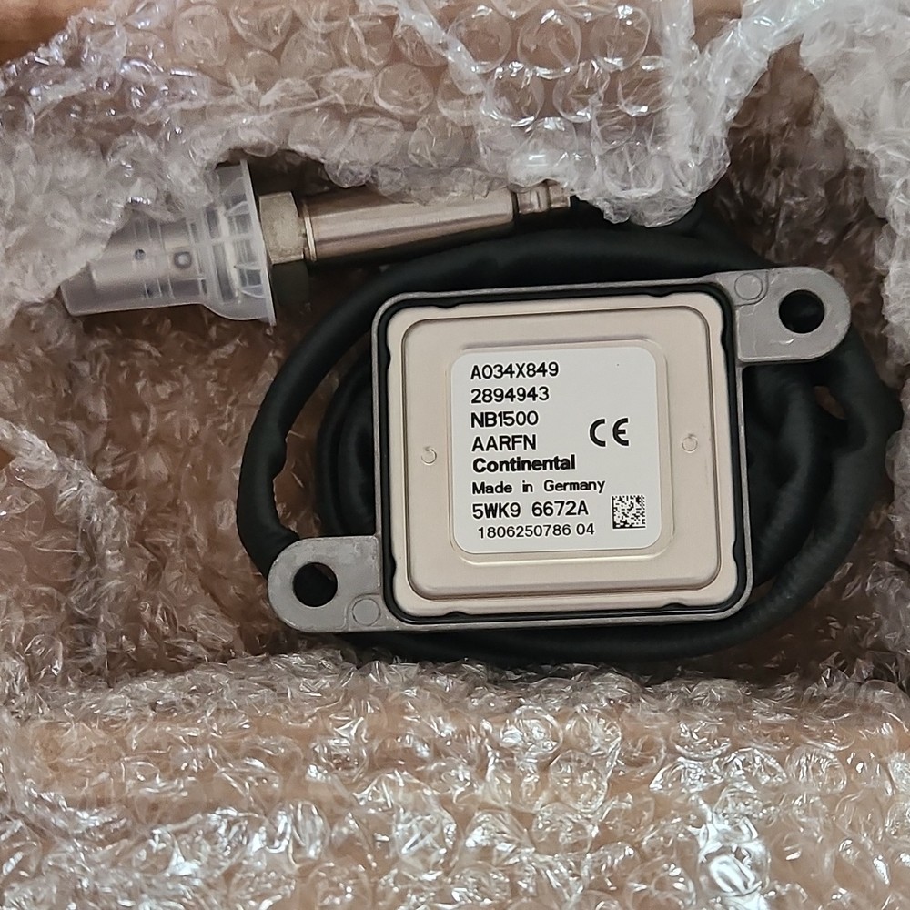 Cummins NOx Sensor