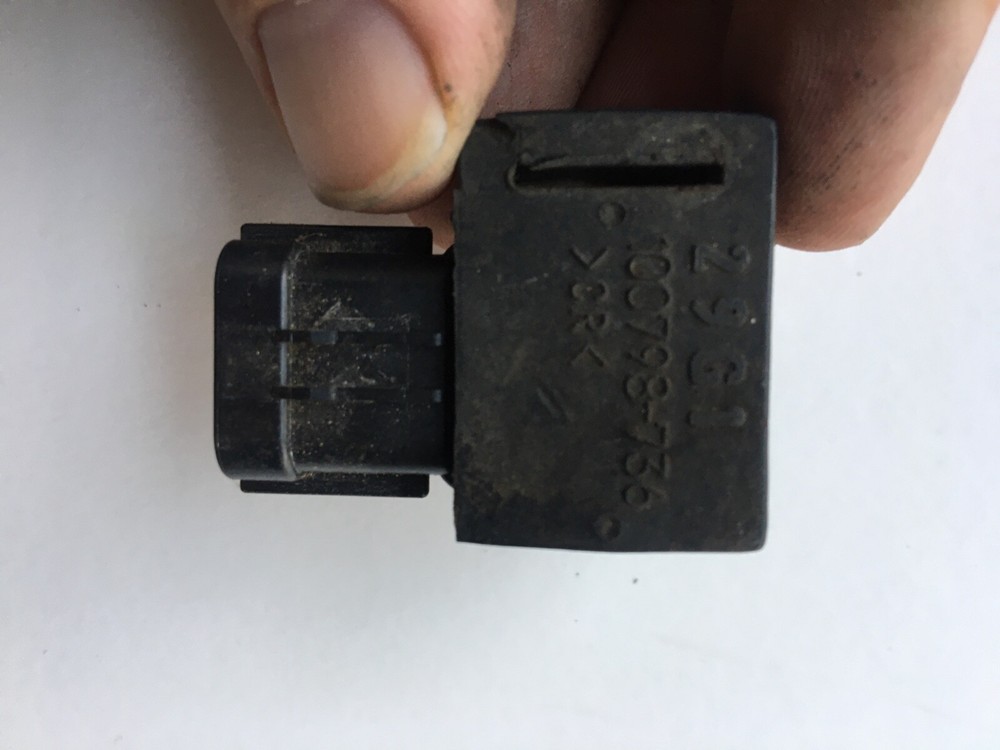 06-07 Suzuki GSXR 600 Map Sensor Air Sensor Mass Air Flow Sensor