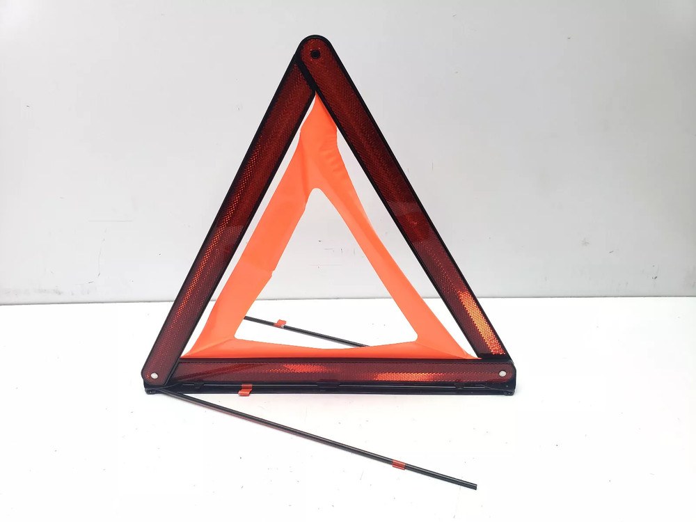 AUDI A4 B8.5 2012 EMERGENCY WARNING HAZARD TRIANGLE 8T0860251