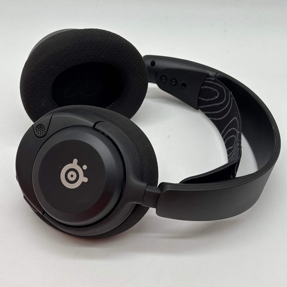 SteelSeries Arctis Nova 5 Black Wireless Gaming Headset Multi-Platform