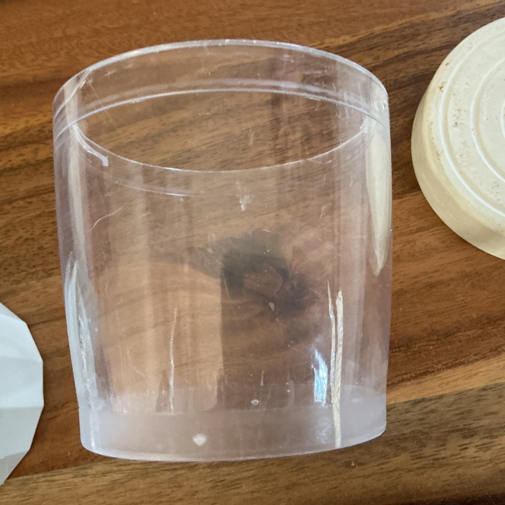 Pampered Chef Push Function Food Chopper White Cracked Plastic