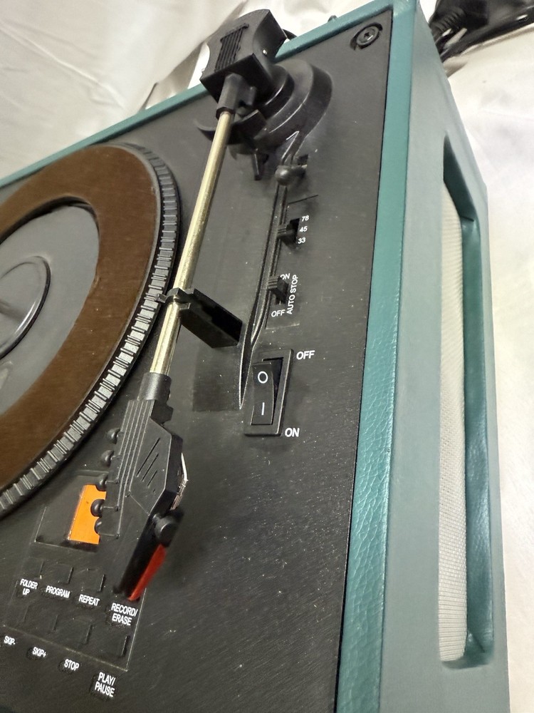 Pyle Bluetooth Vintage Classic Style Turntable Speaker System Record Player