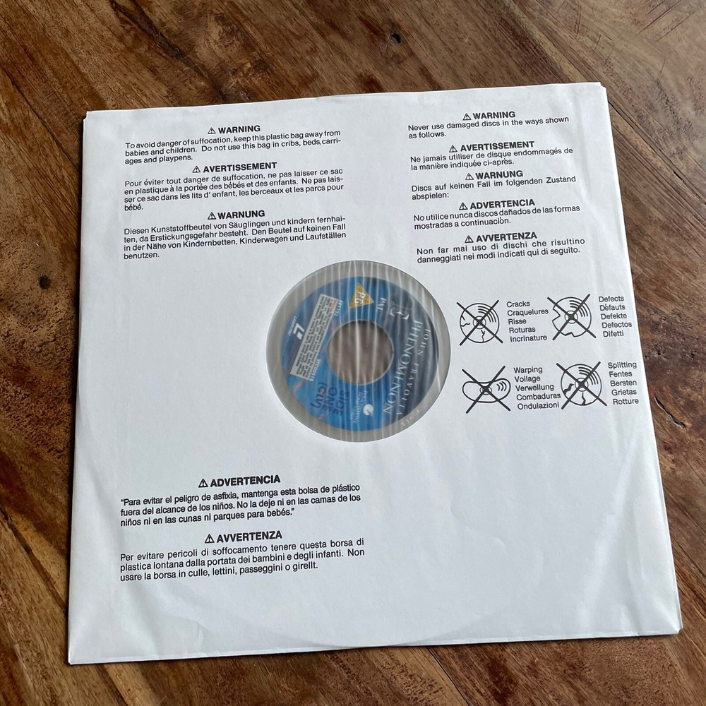 PHENOMENON - JOHN TRAVOLTA MINT LASERDISC