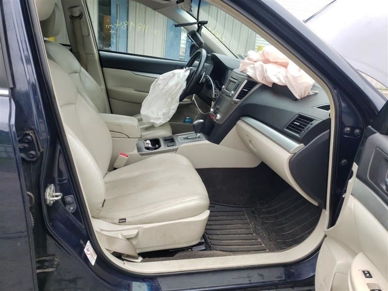 OUTBAKLEG 2014 Headrest 346086