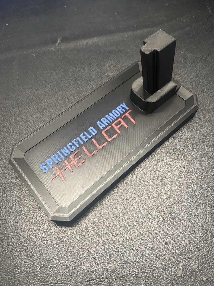 Springfield Armory Hellcat Pro pistol Stand
