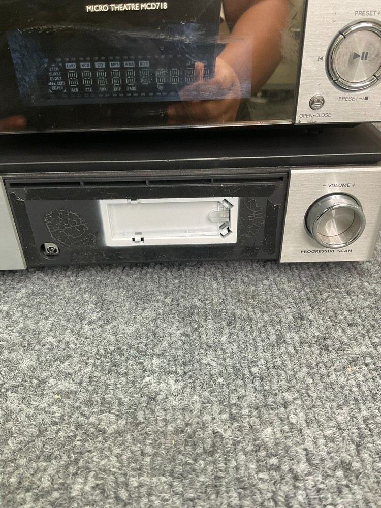 Philips MCD718/37 Micro Theatre System DVD Player Tuner Amplifier