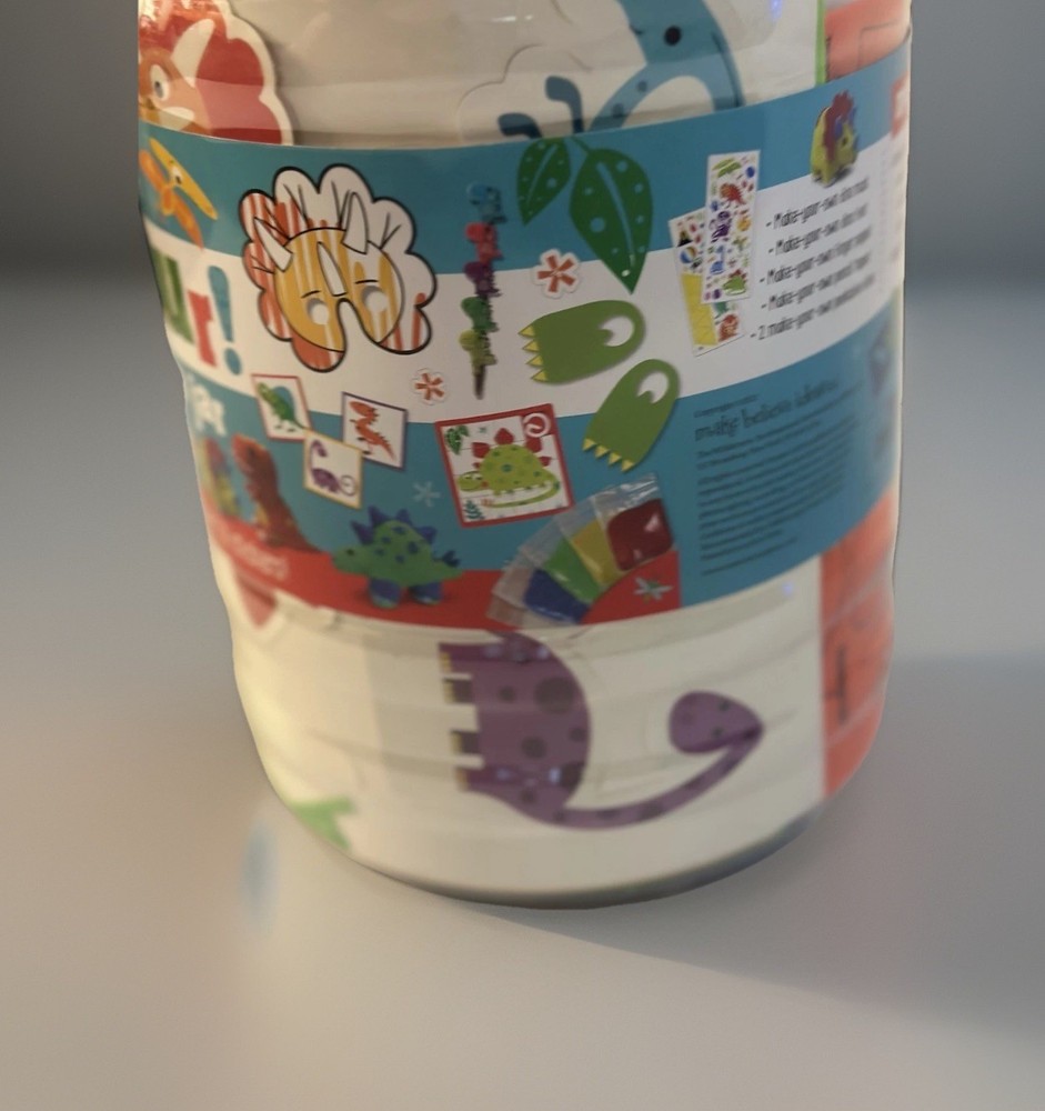 Never Touch a Dinosaur Make-and-play Mega Jar