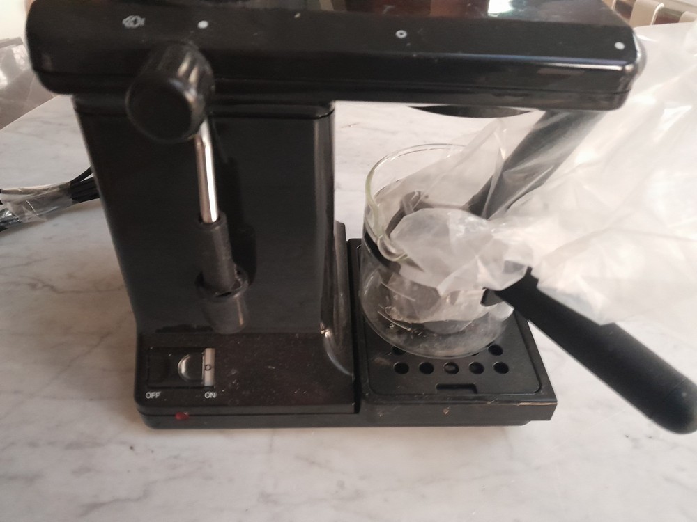 FARBERWARE Espresso Cappuccino Maker Model L2000 BRAND NEW