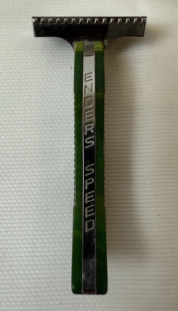 Vintage Enders Razor…Green Bakelite Handle