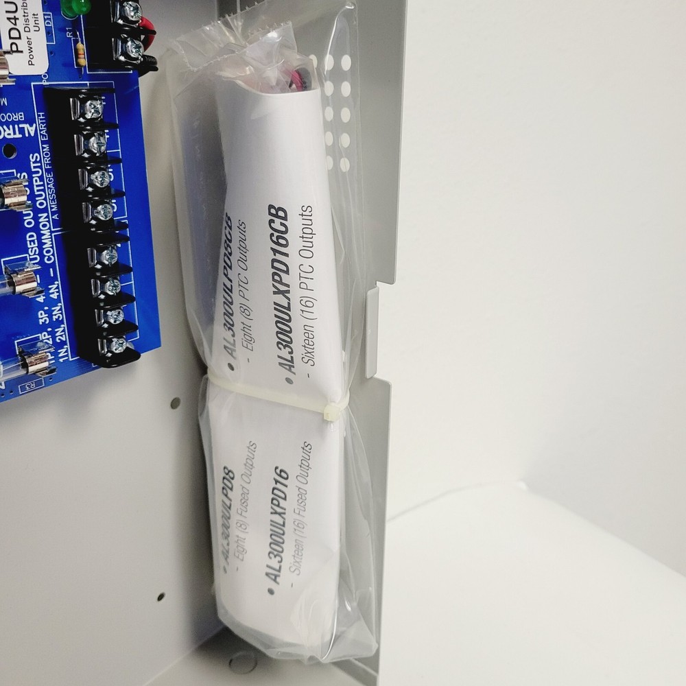 Altronix AL300ULPD4 Power Supply NEW (OPEN BOX)