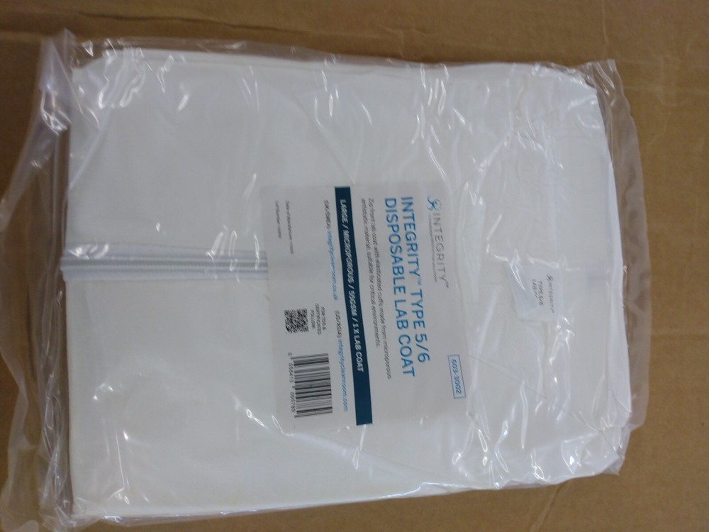 Integrity brand disposable zip front white lab coat size Large. 50/cs 603-3002